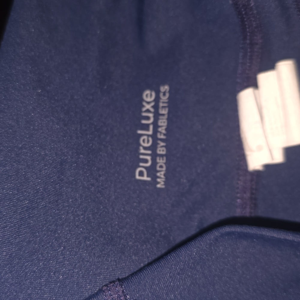 Pure Luxe By Fabletics Deep Blue Leggings With Pockets Size Small - Picture 4 of 4